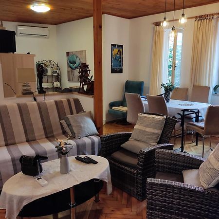 Apartment Piazza Antica Rovinj Bagian luar foto