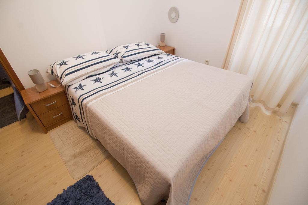 Apartment Piazza Antica Rovinj Bagian luar foto
